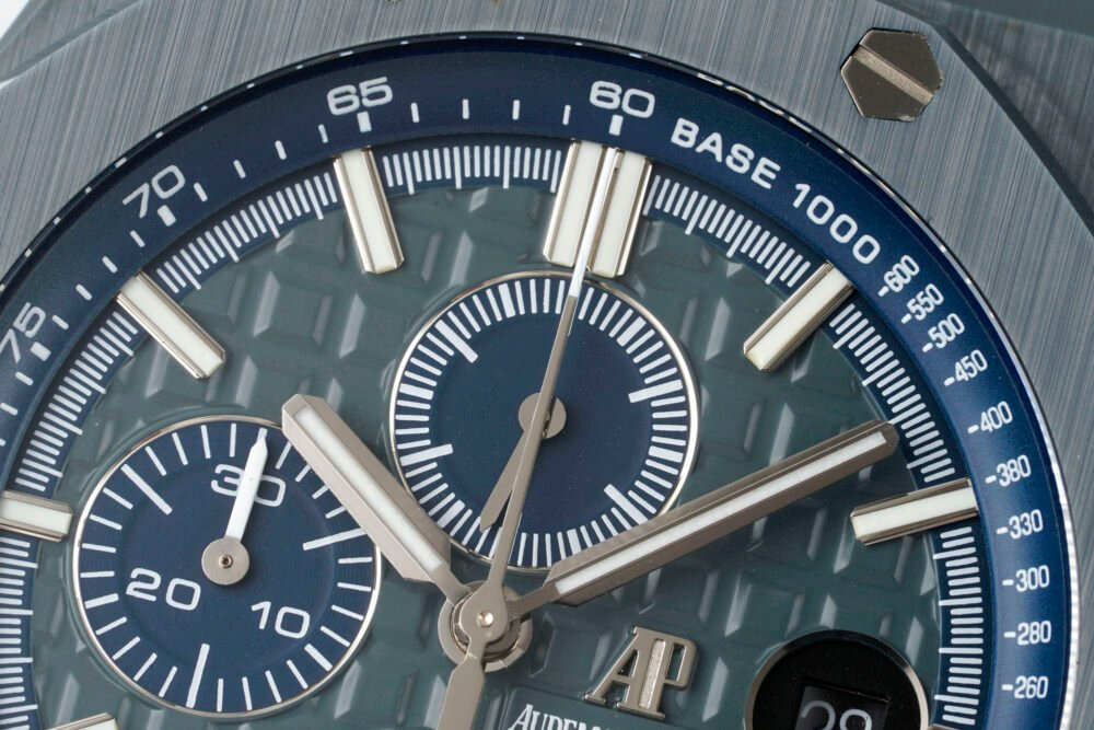 APJ Super Ceramic Selection – Royal Oak Offshore 26400 Series Watch - Image 2