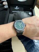 Classic Fusion 42mm Ceramic JJZF 1:1 Best Edition Green Dial On Black Rubber Strap - Image 4