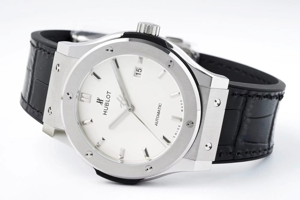Classic Fusion 42mm Titanium JJZF 1:1 V2 Best Edition White Dial On Black Gummy Strap - Image 5