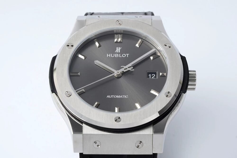 Classic Fusion 42mm Titanium JJZF 1:1 V2 Best Edition Gray Dial On Black Gummy Strap - Image 4