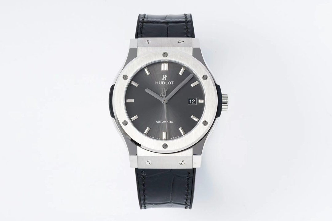 Classic Fusion 42mm Titanium JJZF 1:1 V2 Best Edition Gray Dial On Black Gummy Strap