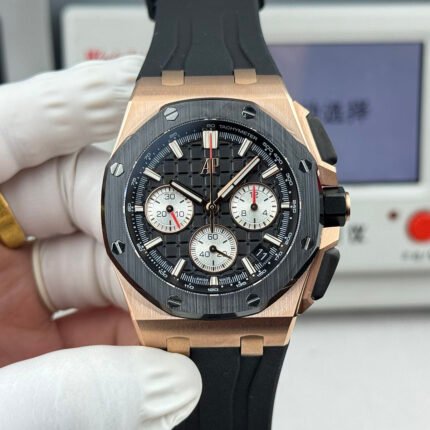 ROYAL OAK 43MM 26420 RS LSF BLACK DIAL ON BLACK RUBBER STRAP 4401 SUPER CLONE