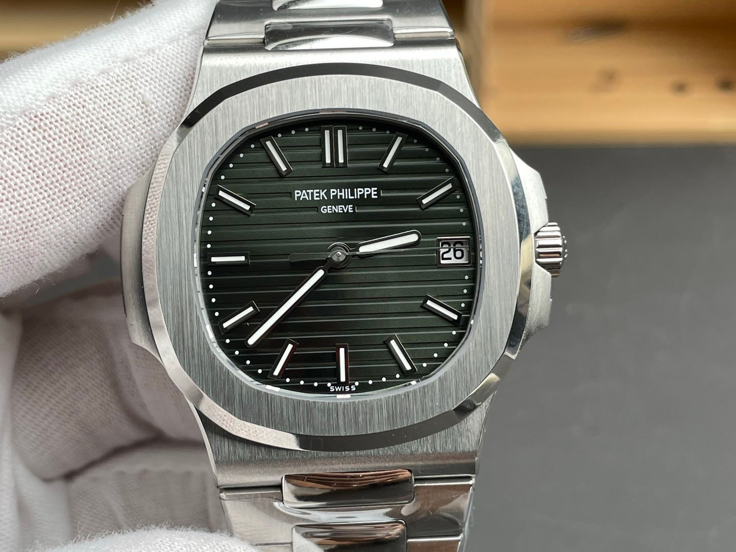 Nautilus 5711/1A SS DDF 1:1 Best Edition Green Textured Dial On SS Bracelet Super Clone 330